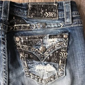 Miss Me easy crop jeans
